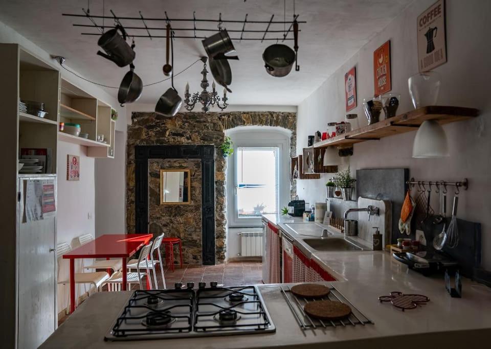 Vezzhouse Villa Vezzano Ligure Buitenkant foto